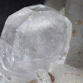calcite 9805 (2) cristal 4mm.jpg