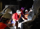 Recherche de minéraux dans la mine de talc IMI FABI- Lanzada - Val Malenco