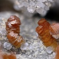 Sidérite Tridymite - Compains - Puy de Dôme champ 2.jpg