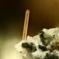 n°163292 - Zircon Titanite Pyroxene - GR30 - Chantauzet - Le Mont Dore - Puy-de-Dôme