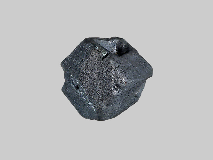 Magnétite - Mont Croustet - Ceyssac - Haute-Loire - FP - Taille 3mm.jpg