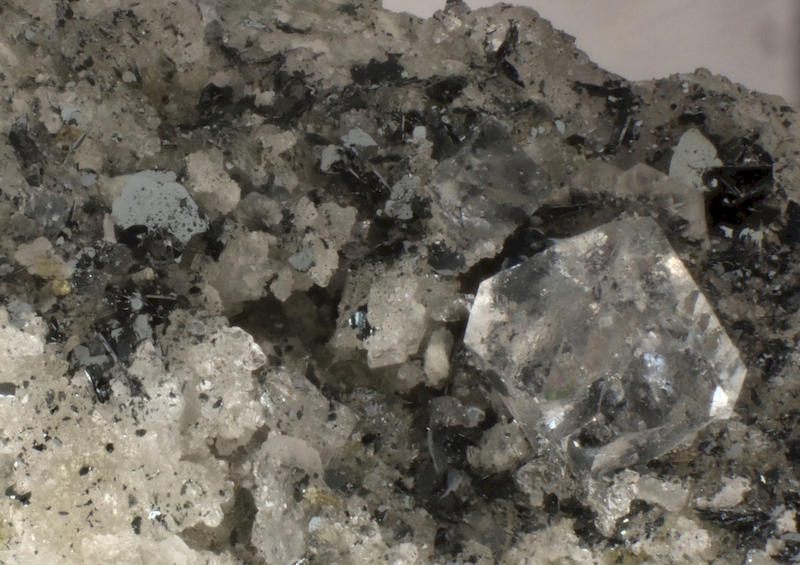 n°174014 - Fluorite Hématite Epidote - Secteur d'Argentière - Chamonix  - Haute-Savoie