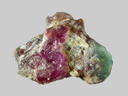 Rubis - Anorthite - Pargasite - Peygerolles - Saint-Privat-du-Dragon - Haute-Loire - FP - Taille 2mm