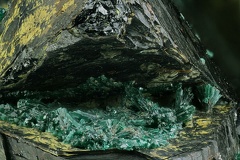 n°138164  - Chalcopyrite Malachite - La Gardette (mine) - Bourg d'Oisans -  Isère