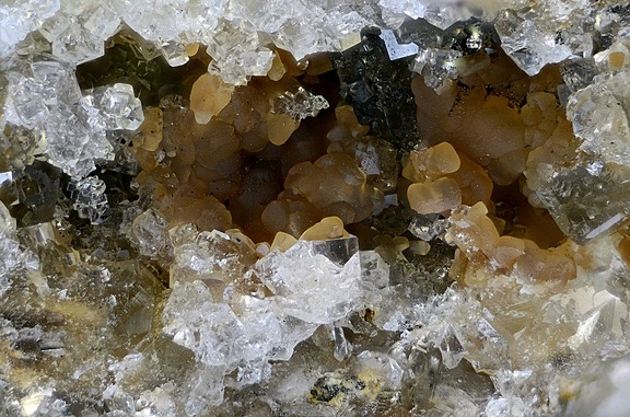  Smithsonite Fluorite - Carrière de Birrity - Arbouet-Sussaute - Pyrénées-Atlantiques