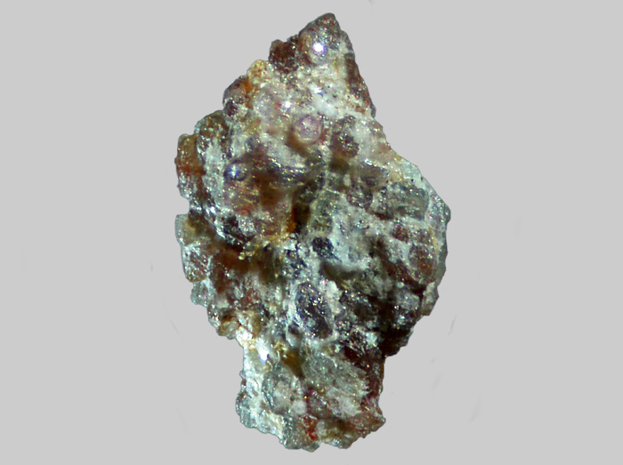 Rubis - Anorthite - Peygerolles - Saint-Privat-du-Dragon - Haute-Loire - FP - Taille 2,1mm.jpg