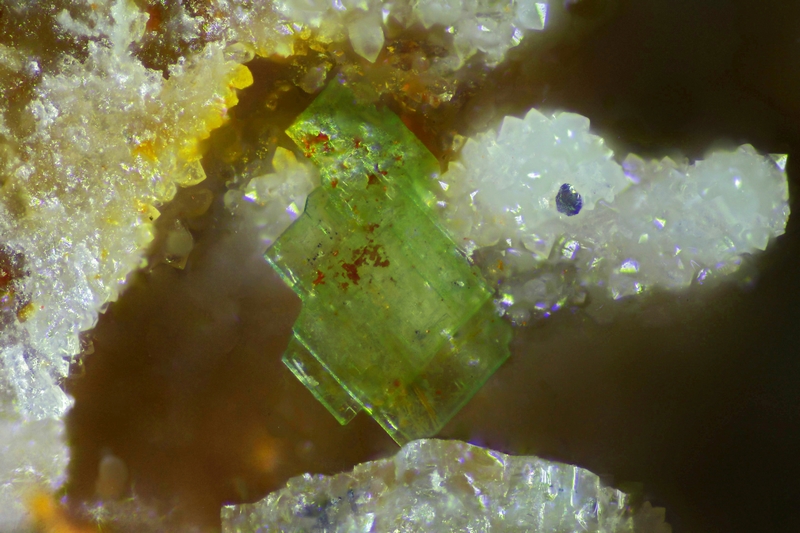 158020 Autunite Outeloup Champ 1,60 mm.jpg