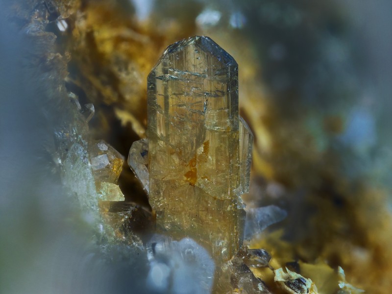 diopside quartz la mongie Bagneres de bigorre htes pyrenes ch1.6mm.jpg
