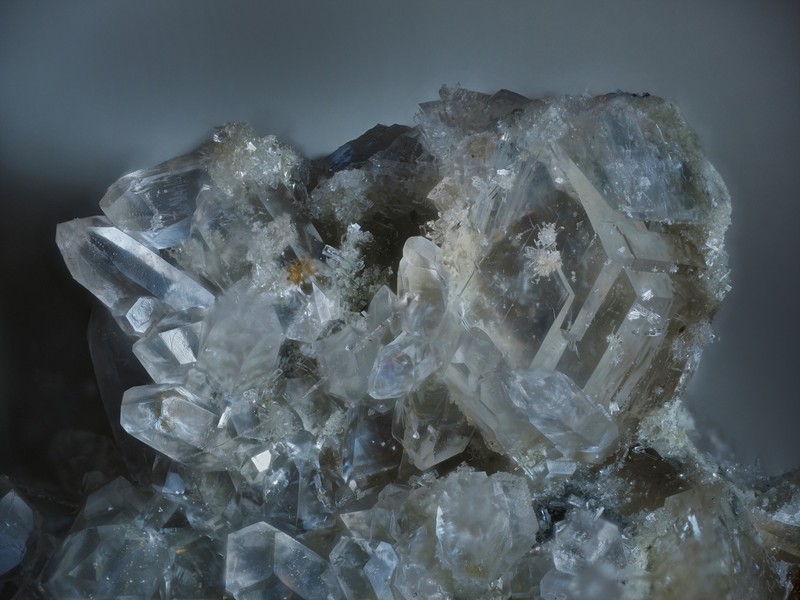 Stellerite Chabazite Calcite - La Mongie - Bagnères-de-Bigorre - Hautes-Pyrénées