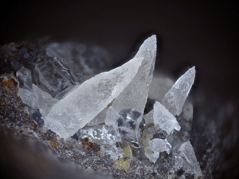 Calcite Phillipsite - Grange de Ganilh - Laveissière - Cantal champ 3,2.jpg