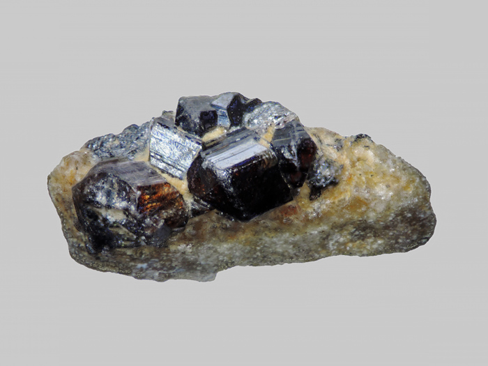 Cassitérite - Le Raffaut - Saint-Aubin-sur-Loire - Saône-et-Loire - FP - Taille 3 mm